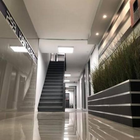 The Hidden Gem Apartment Нюарк Екстериор снимка